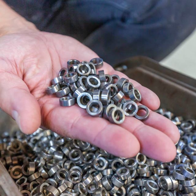Lücke Metallveredelung - Impressionen Produktionshalle
